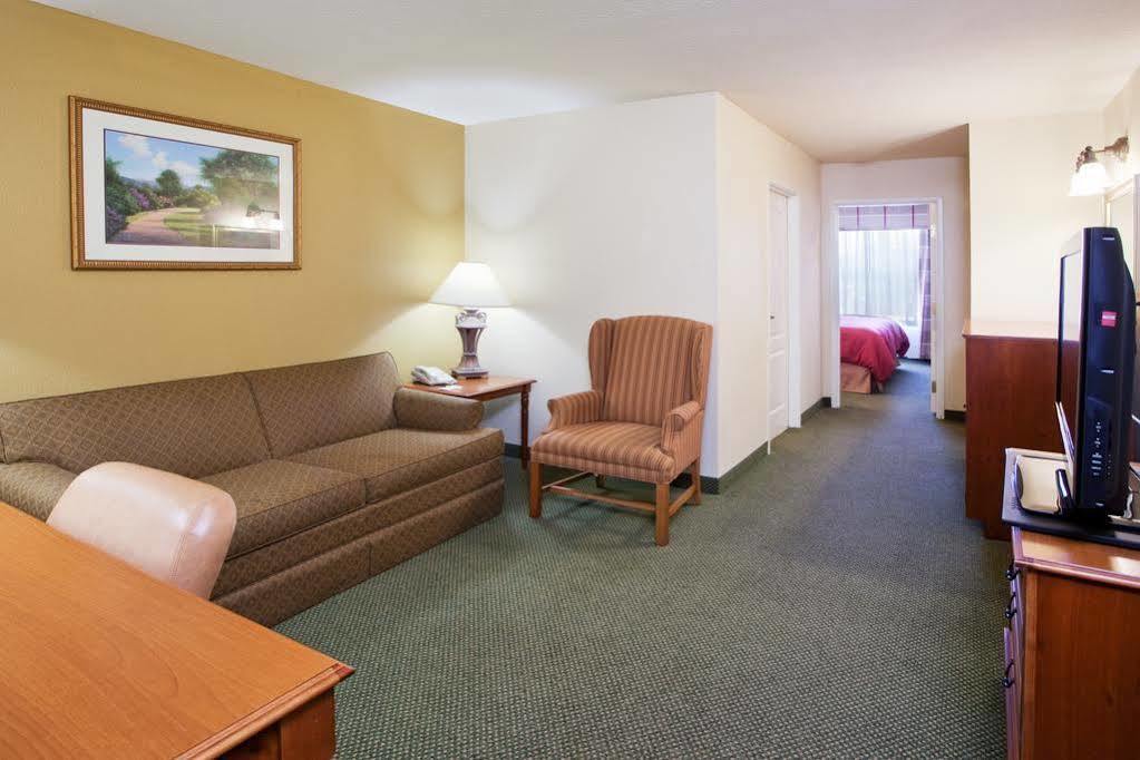 Country Inn & Suites By Radisson, Newnan, Ga Εξωτερικό φωτογραφία